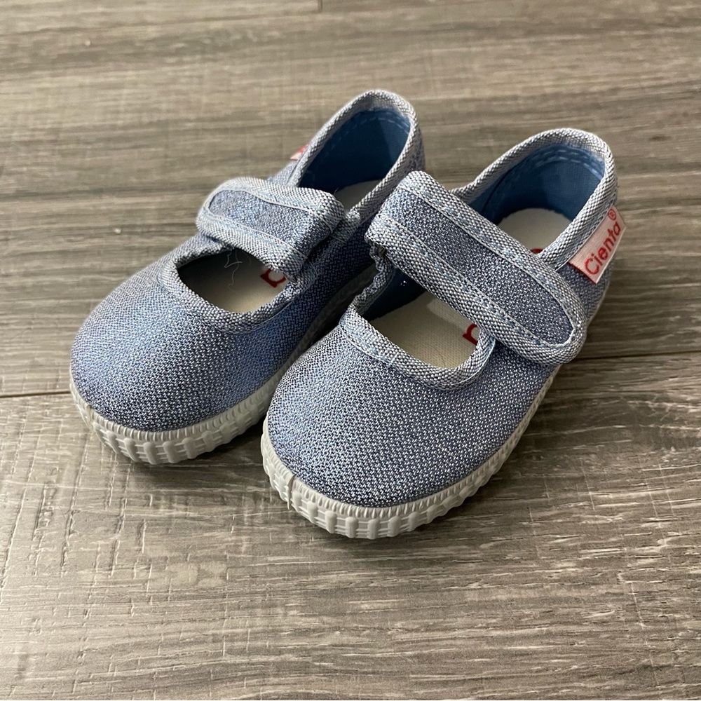 NWOB Cienta Glitter Blue MaryJane Strap Shoes Baby Girl Size 18 / 2.5